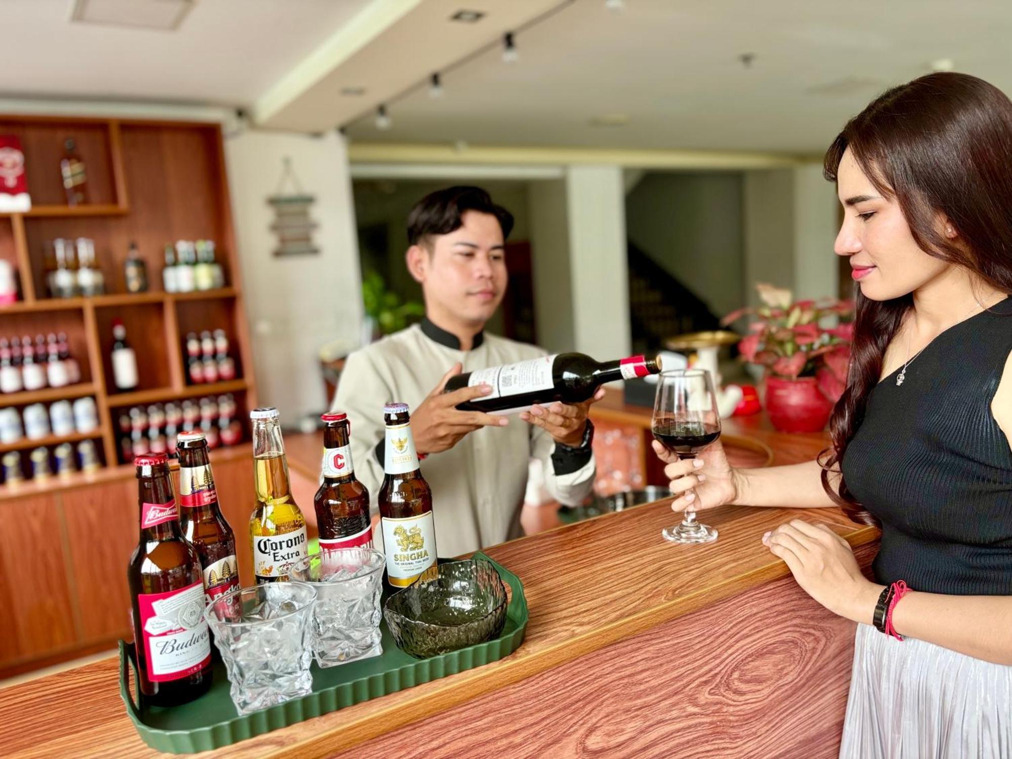 City Comfort Hotel Phnom Penh Airport Extérieur photo